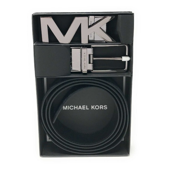 Michael Kors Jet Set Men's 4 in 1 Belt Gift Set - Picture 1 of 5